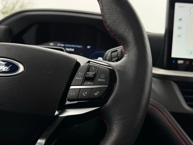 Used 2025 Ford Explorer ST AWD/4WD image 10