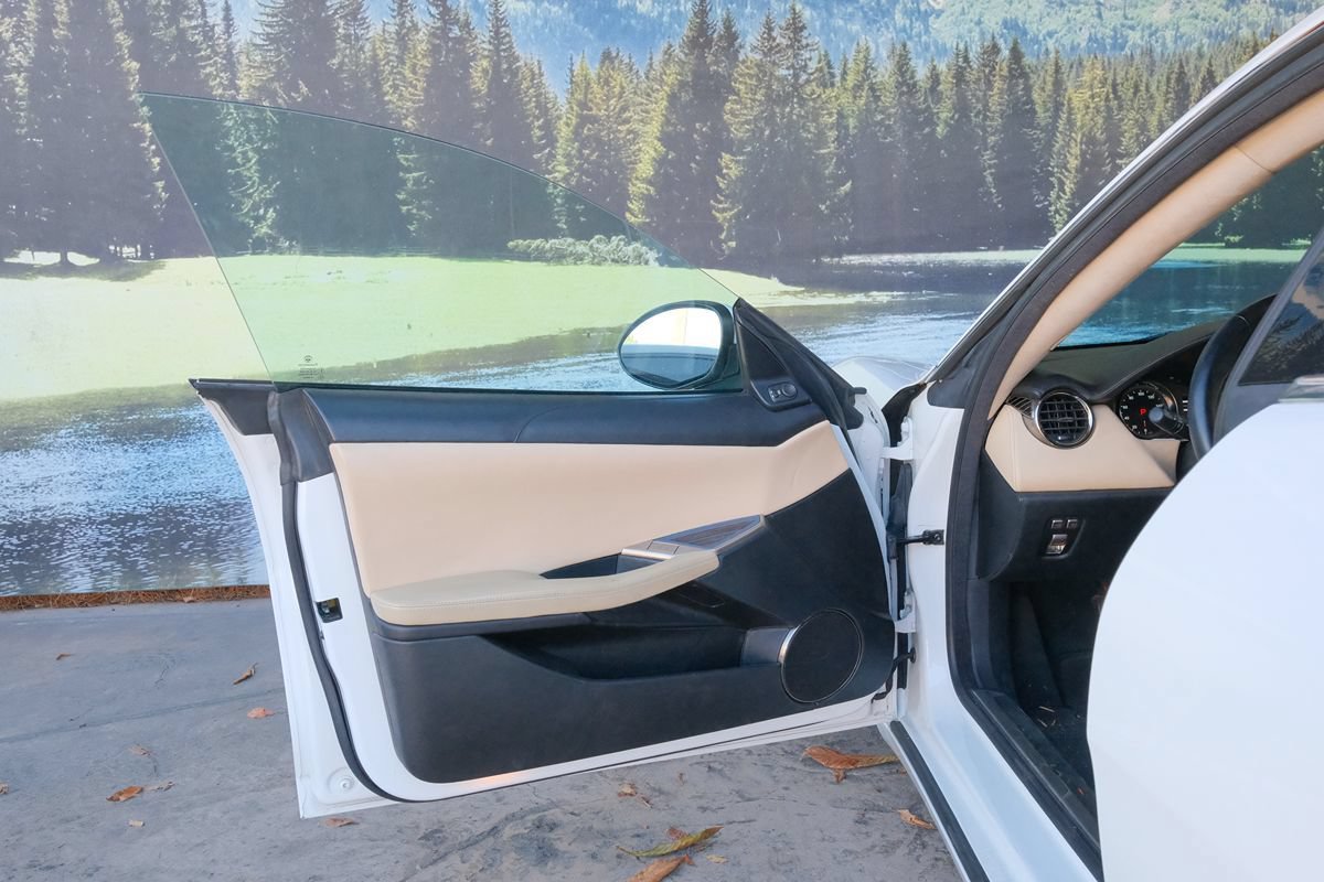 Used 2012 Fisker Karma EcoSport RWD image 11