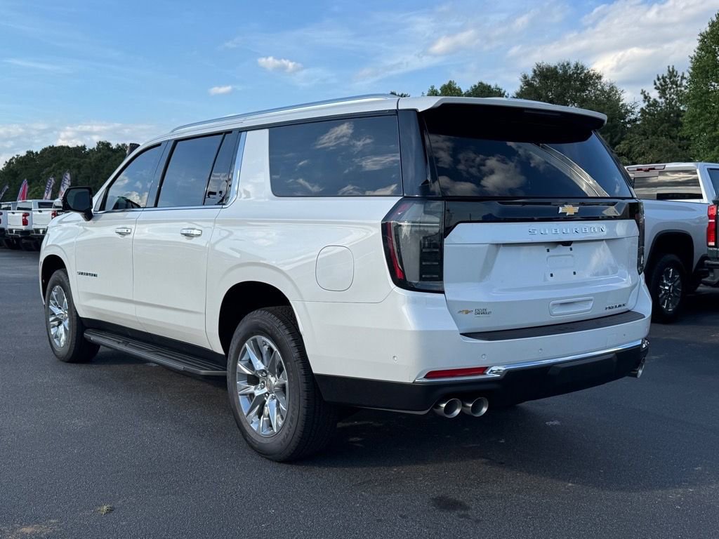 New 2025 Chevrolet Suburban Premier image 5