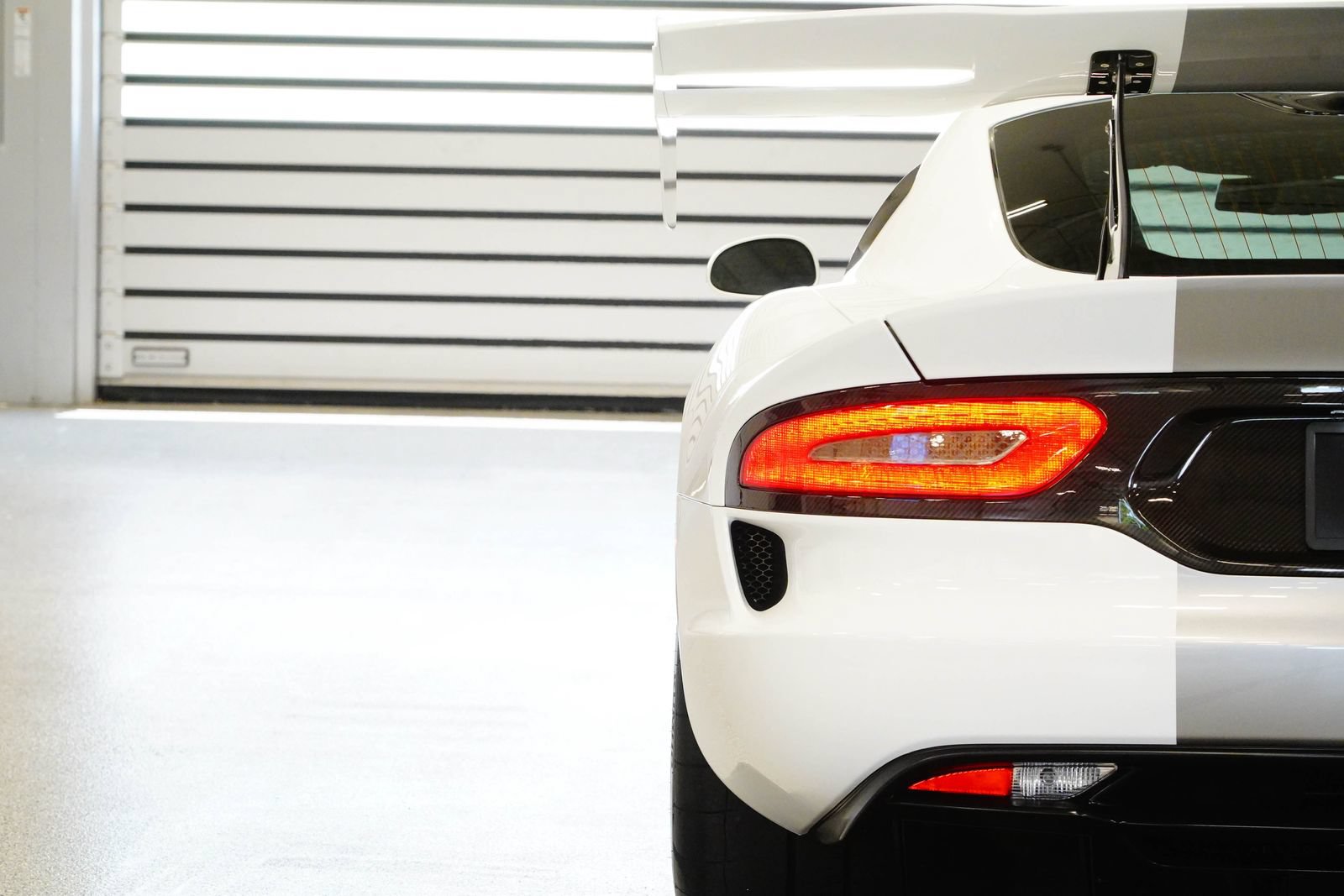 Used 2016 Dodge Viper ACR w/ Extreme Aero Package RWD image 12