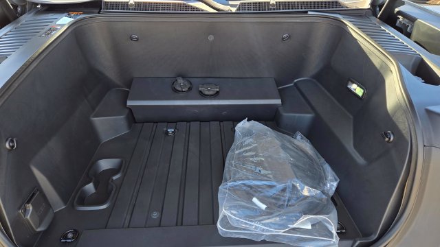 Used 2026 GMC Sierra EV Elevation AWD/4WD image 27