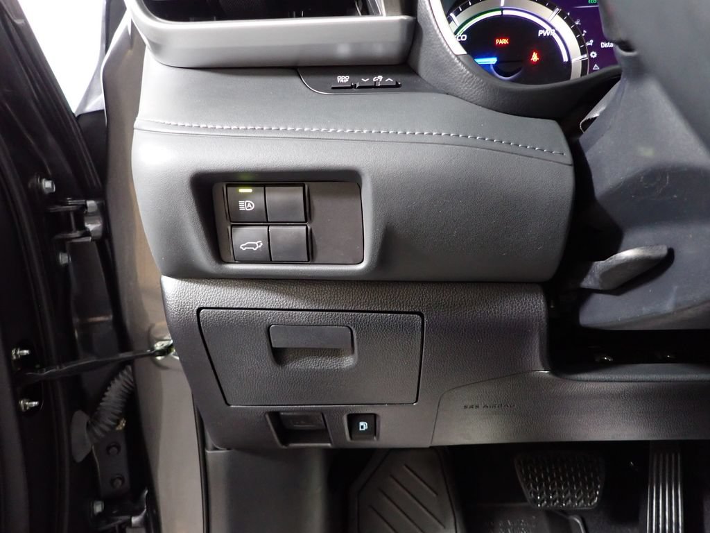 Used 2023 Toyota Highlander XLE AWD/4WD image 23