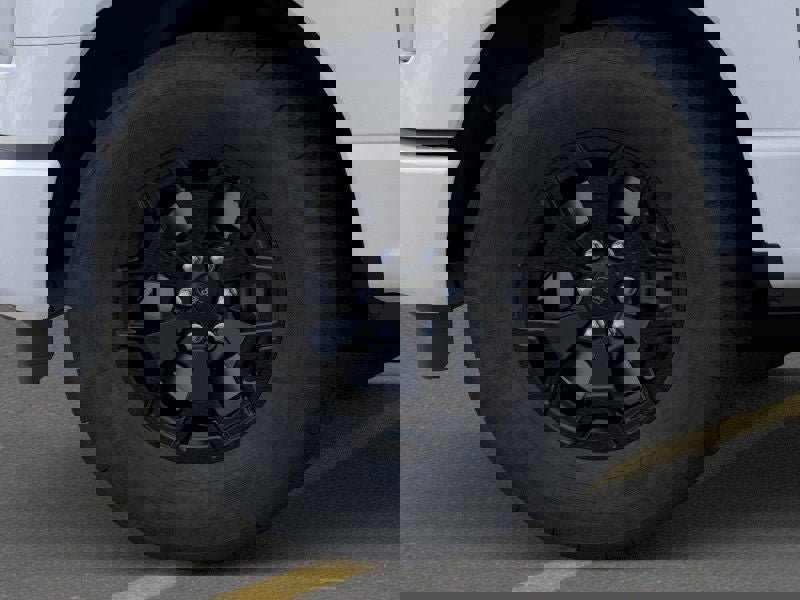 New 2025 Ford F150 Lightning XLT image 19