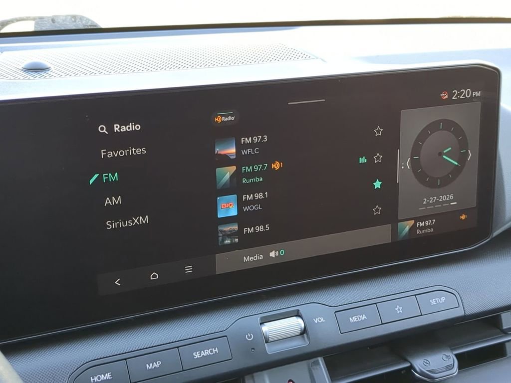 Used 2025 Kia K4 LXS image 17