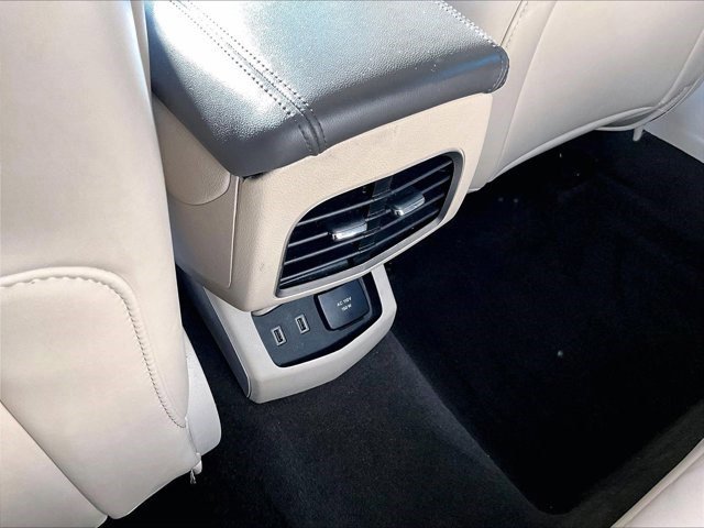 Used 2020 Lincoln MKZ Reserve image 25