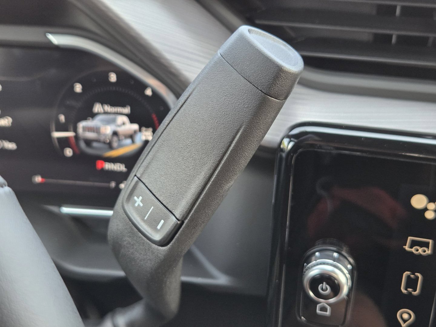 New 2026 GMC Sierra 3500 Denali Ultimate AWD/4WD image 38