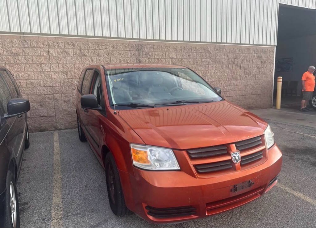 Used 2008 Dodge Grand Caravan SE FWD image 4