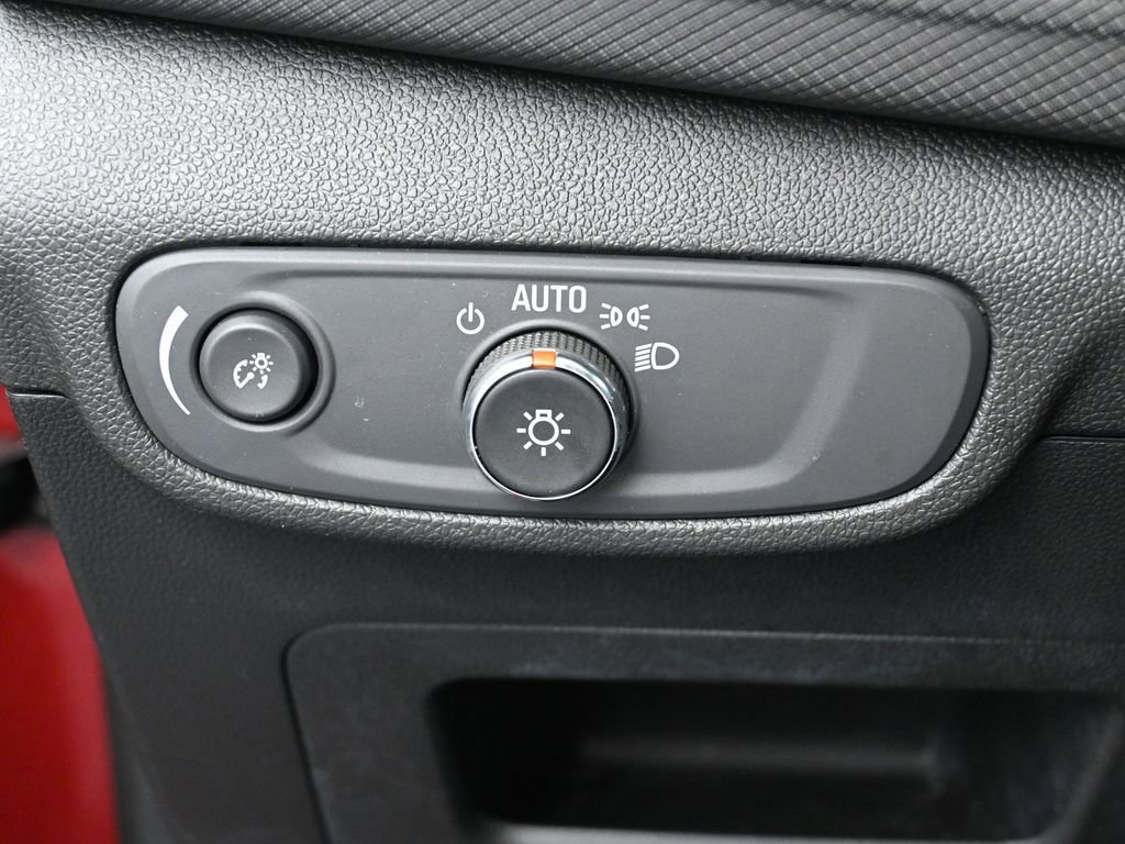 Used 2024 Chevrolet TrailBlazer RS w/ Convenience Package image 16