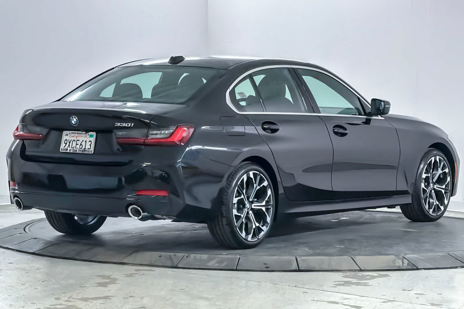 Used 2026 BMW 330i Sedan w/ Convenience Package RWD image 2