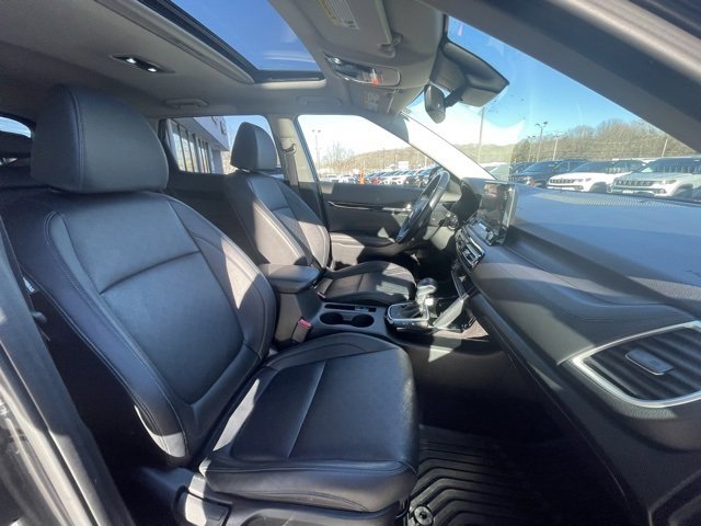 Used 2021 Kia Seltos SX w/ SX Sunroof Package image 29