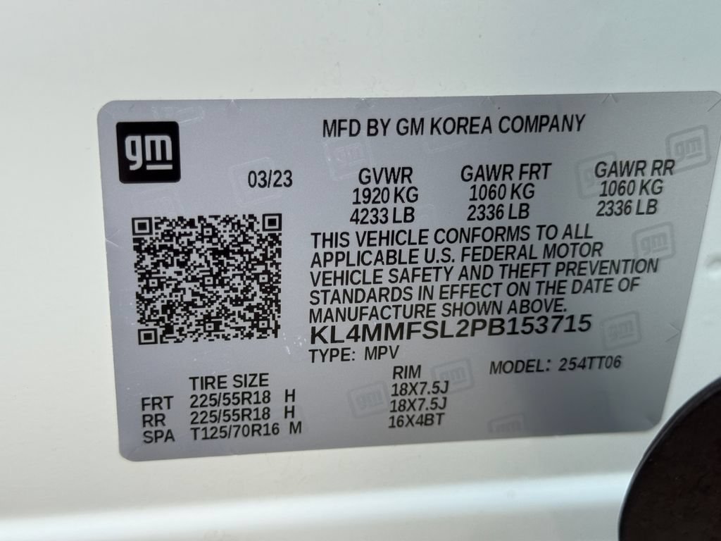 Used 2023 Buick Encore GX Essence FWD image 27