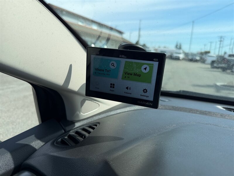 Used 2020 Nissan Versa S FWD image 19