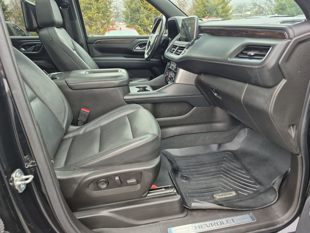 Used 2021 Chevrolet Tahoe LT w/ Rear Media and Nav Package image 33