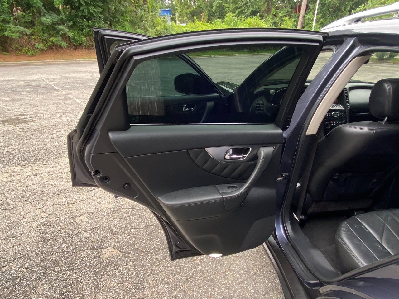 Used 2009 INFINITI FX35 AWD w/ Navigation Pkg image 42