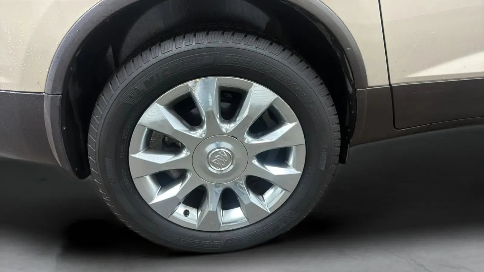 Used 2012 Buick Enclave Premium w/ Trailering Provision Package FWD image 26
