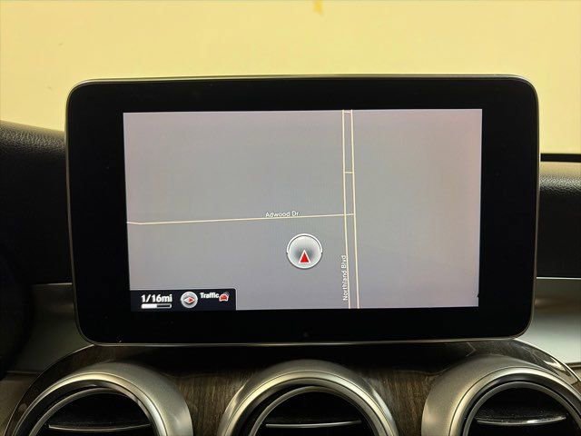 Used 2015 Mercedes-Benz C 300 4MATIC Sedan image 28