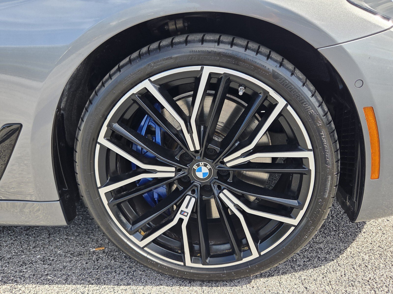Certified 2023 BMW 540i w/ M Sport Package RWD image 9