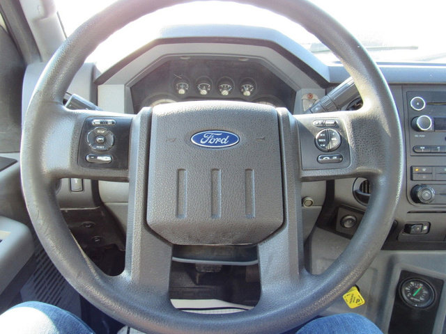 Used 2016 Ford F650 2WD Regular Cab Super Duty image 38