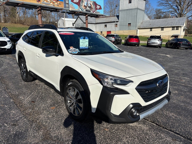 Used 2023 Subaru Outback Limited image 4