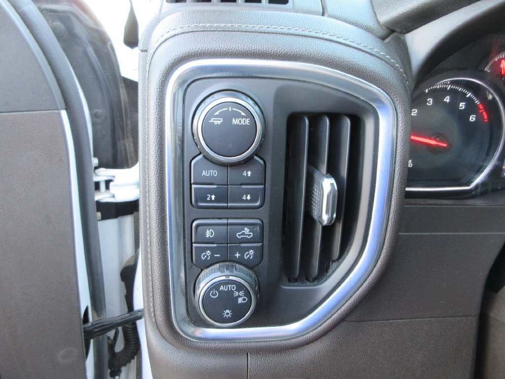 Used 2020 Chevrolet Silverado 1500 LT Trail Boss AWD/4WD image 25