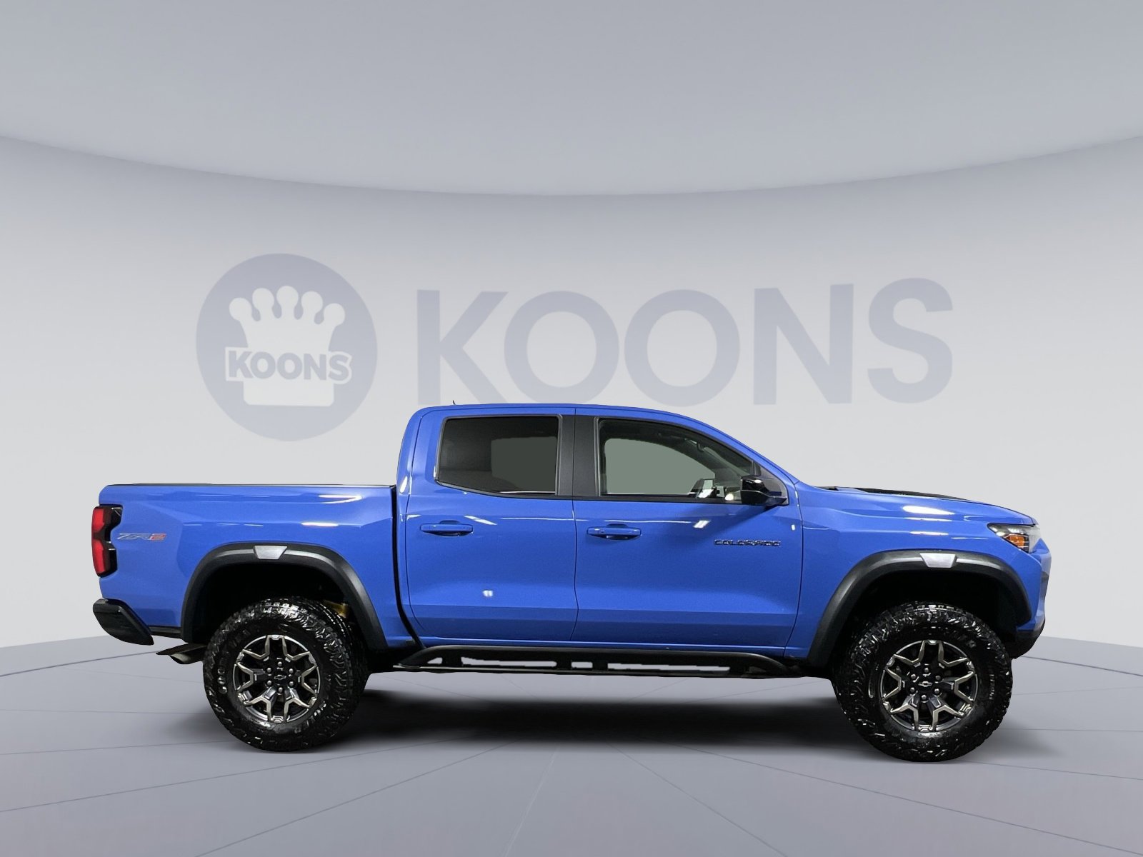 Used 2025 Chevrolet Colorado ZR2 w/ Technology Package image 8