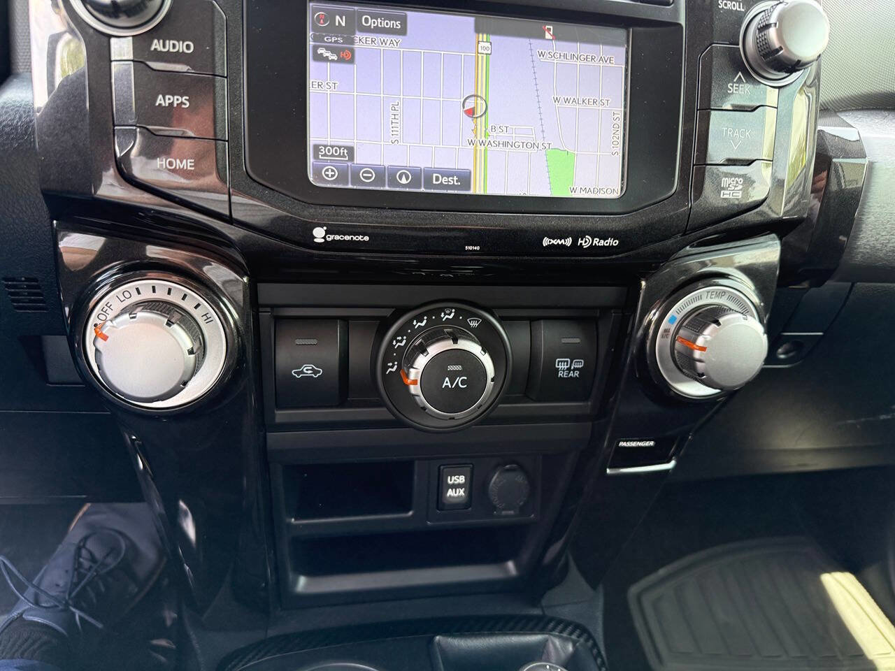 Used 2018 Toyota 4Runner TRD Off-Road Premium AWD/4WD image 62