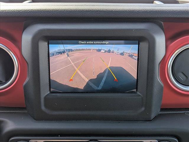 Used 2021 Jeep Wrangler Unlimited Rubicon w/ Cold Weather Group image 14