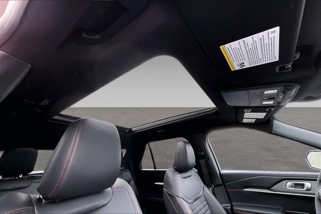 New 2026 Ford Explorer ST-Line w/ ST-Line Street Pack AWD/4WD image 28