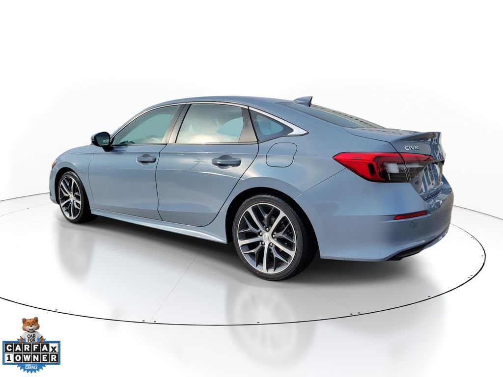 Used 2024 Honda Civic Touring image 3