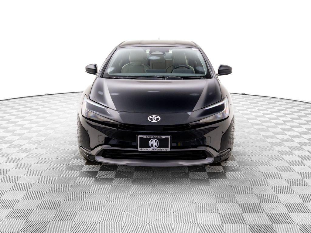 Used 2024 Toyota Prius XLE image 8