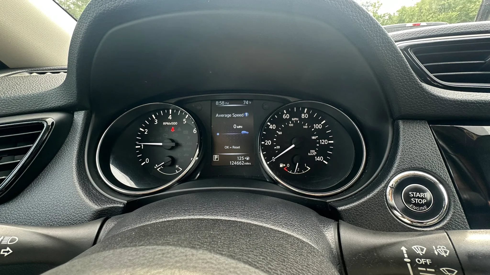 Used 2017 Nissan Rogue SV AWD/4WD image 10
