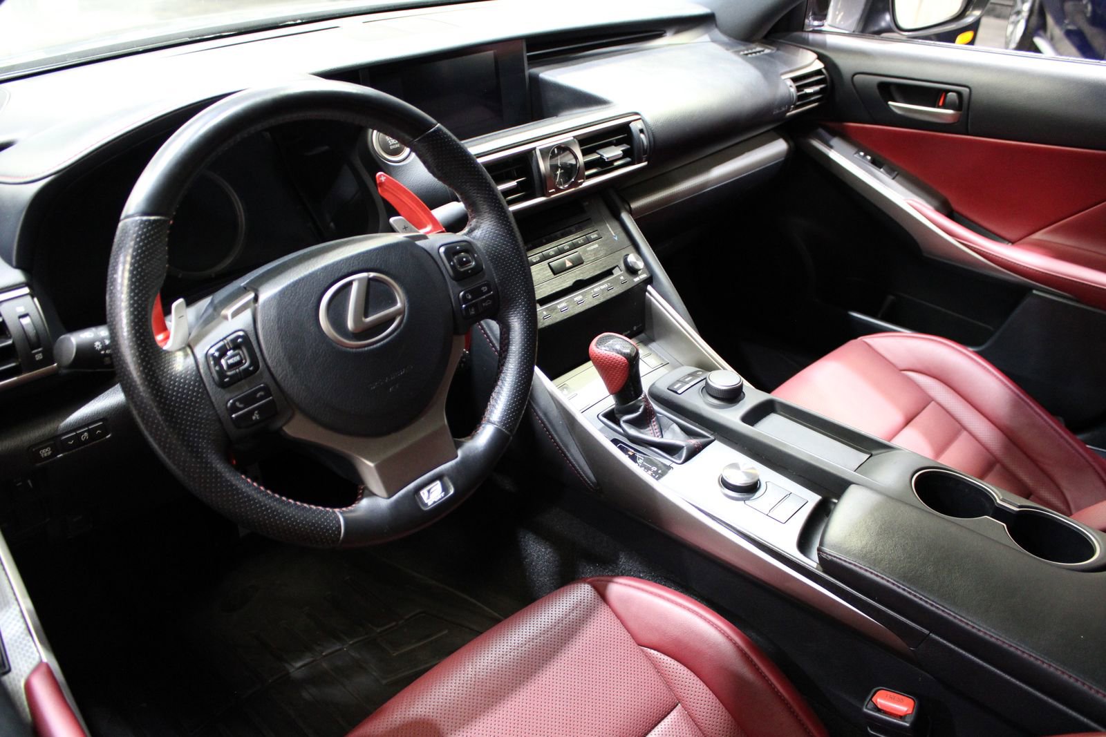 Used 2018 Lexus IS 300 F Sport image 15