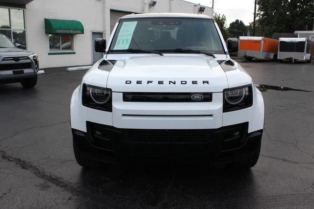 Used 2026 Land Rover Defender 130 V8 AWD/4WD image 4