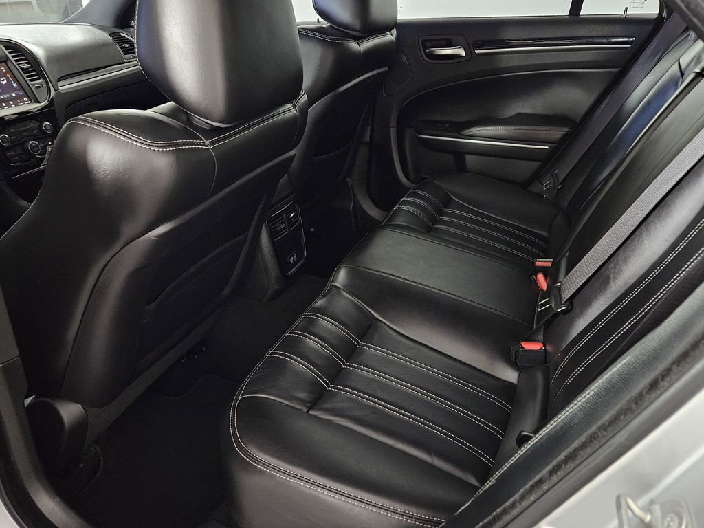 Used 2023 Chrysler 300 S image 29