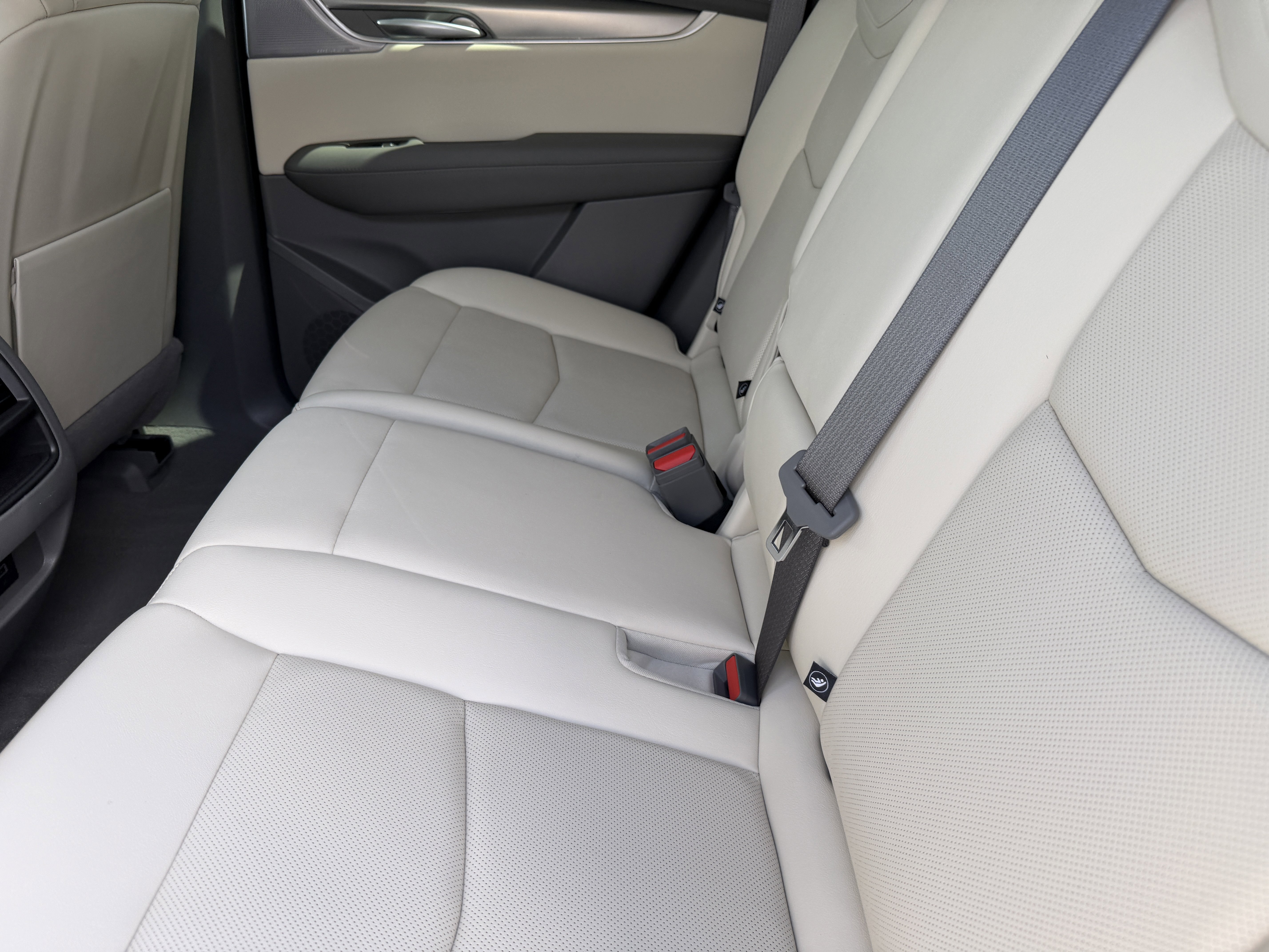 Certified 2023 Cadillac XT5 Premium Luxury w/ Technology Package image 17