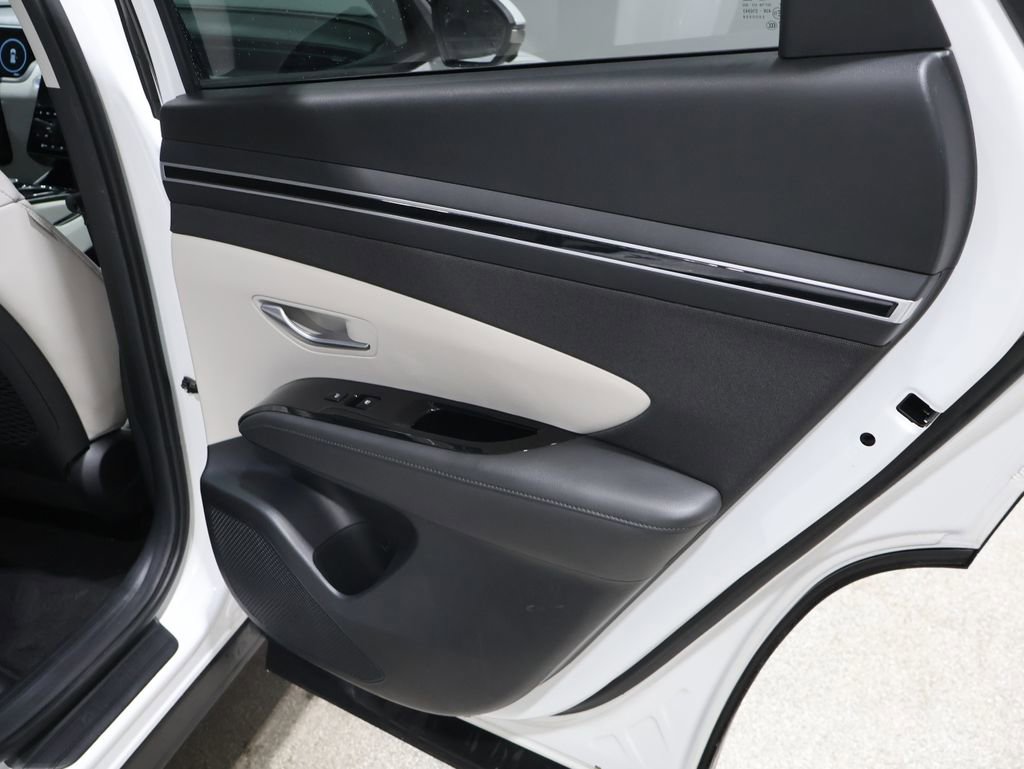 Used 2024 Hyundai Tucson Limited image 23