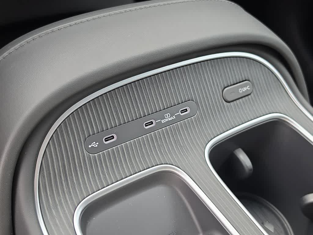 New 2026 Hyundai Palisade Calligraphy FWD image 33