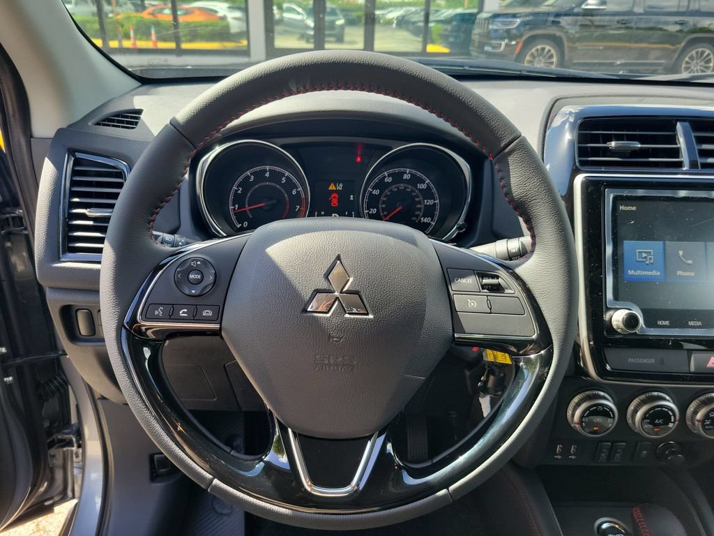 New 2027 Mitsubishi Outlander Sport LE AWD/4WD image 28