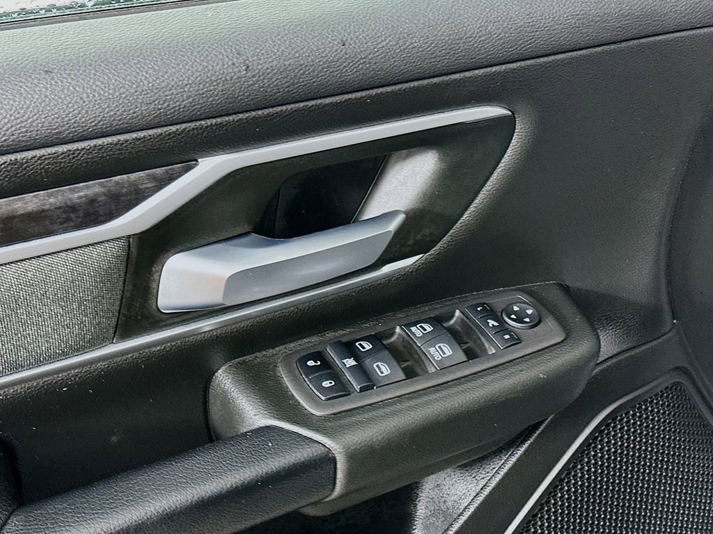 Certified 2023 RAM 1500 Big Horn image 28