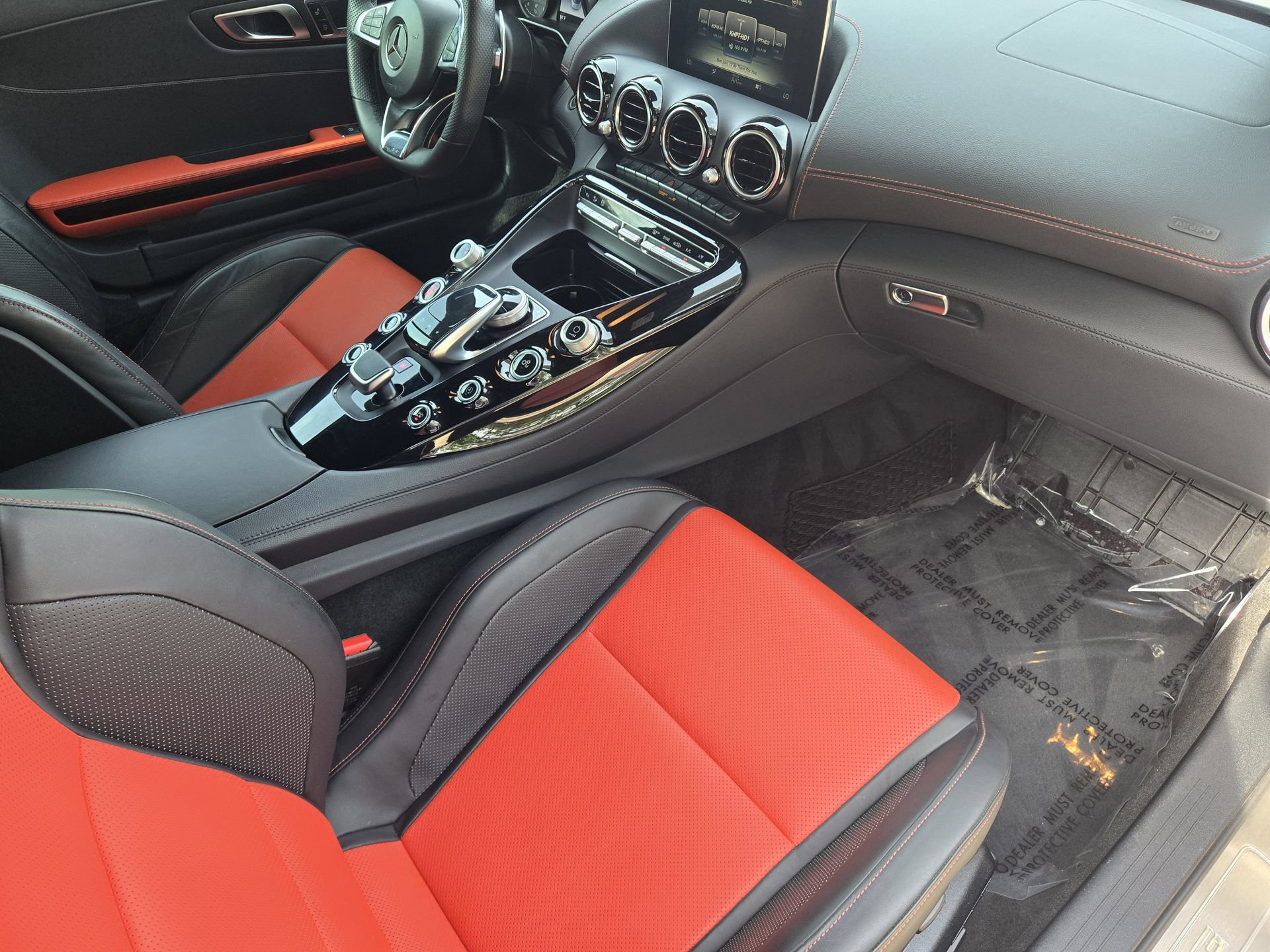 Used 2018 Mercedes-Benz AMG GT Roadster image 26