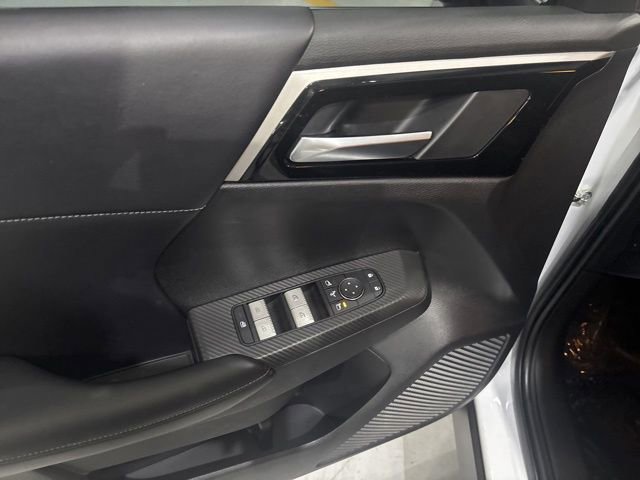 Used 2023 Mitsubishi Outlander Ralliart image 14