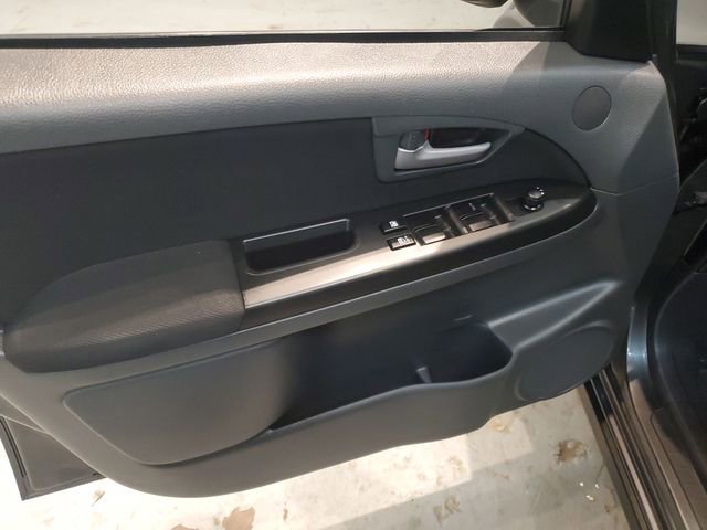 Used 2010 Suzuki SX4 AWD Hatchback image 11