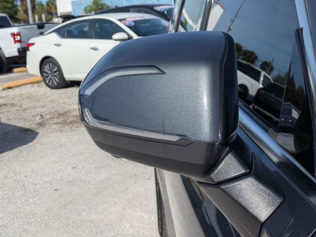 Used 2023 Hyundai Palisade Limited FWD image 11