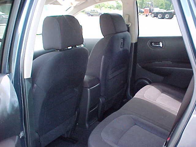 Used 2013 Nissan Rogue AWD image 17