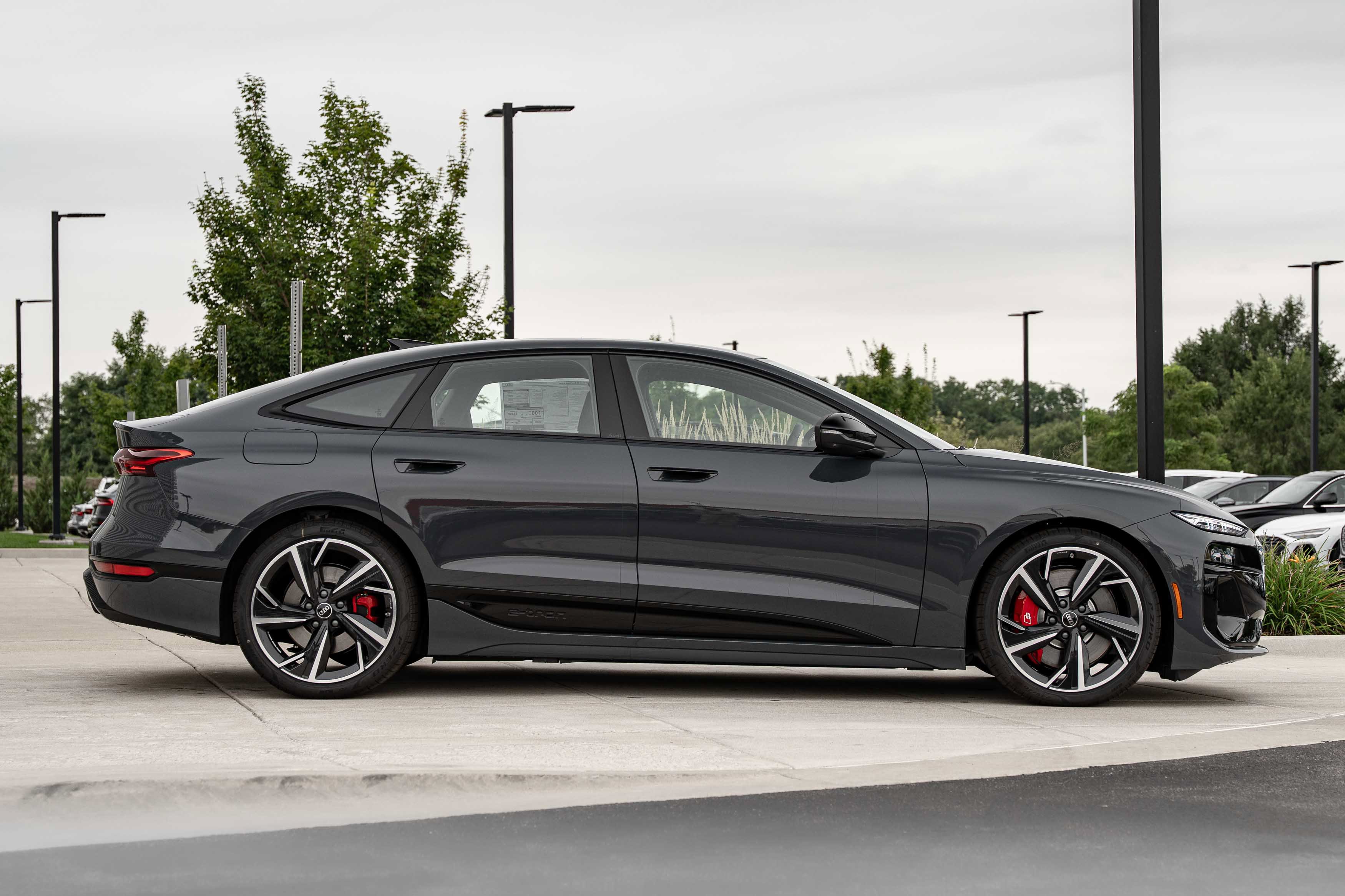 New 2027 Audi S6 e-tron Prestige AWD/4WD image 3