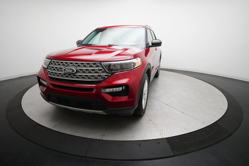 Used 2023 Ford Explorer Limited w/ Equipment Group 301A AWD/4WD image 12