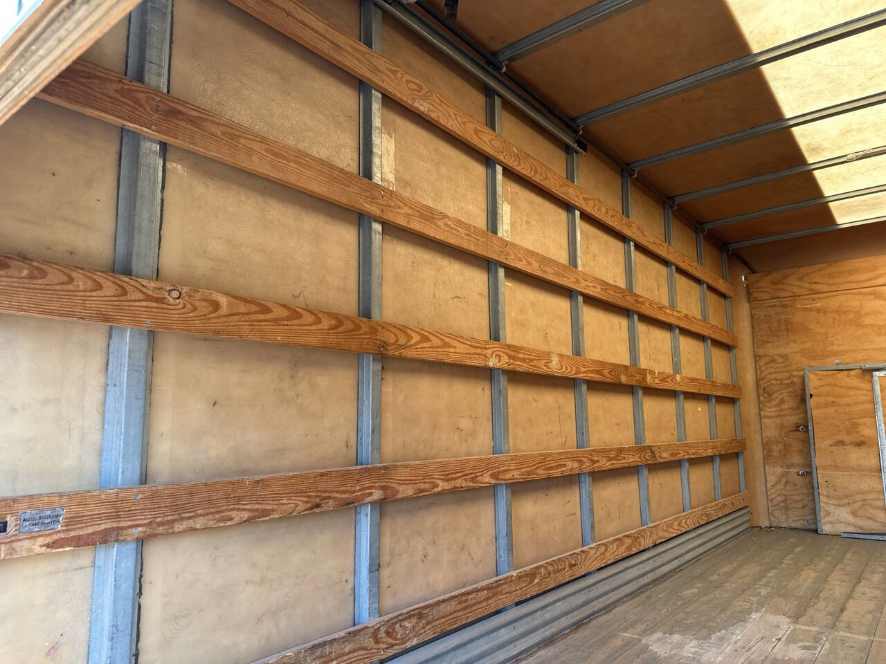 Used 2017 Ford E-350 and Econoline 350 Super Duty w/ Exterior Upgrade Package image 39