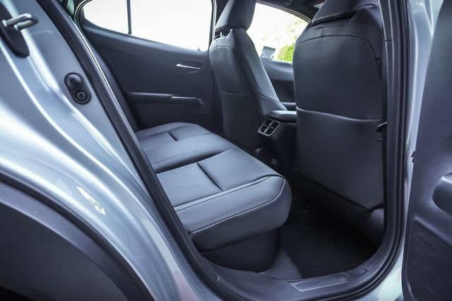 Certified 2025 Lexus UX 300h FWD w/ Accessory Package (Z2) image 22