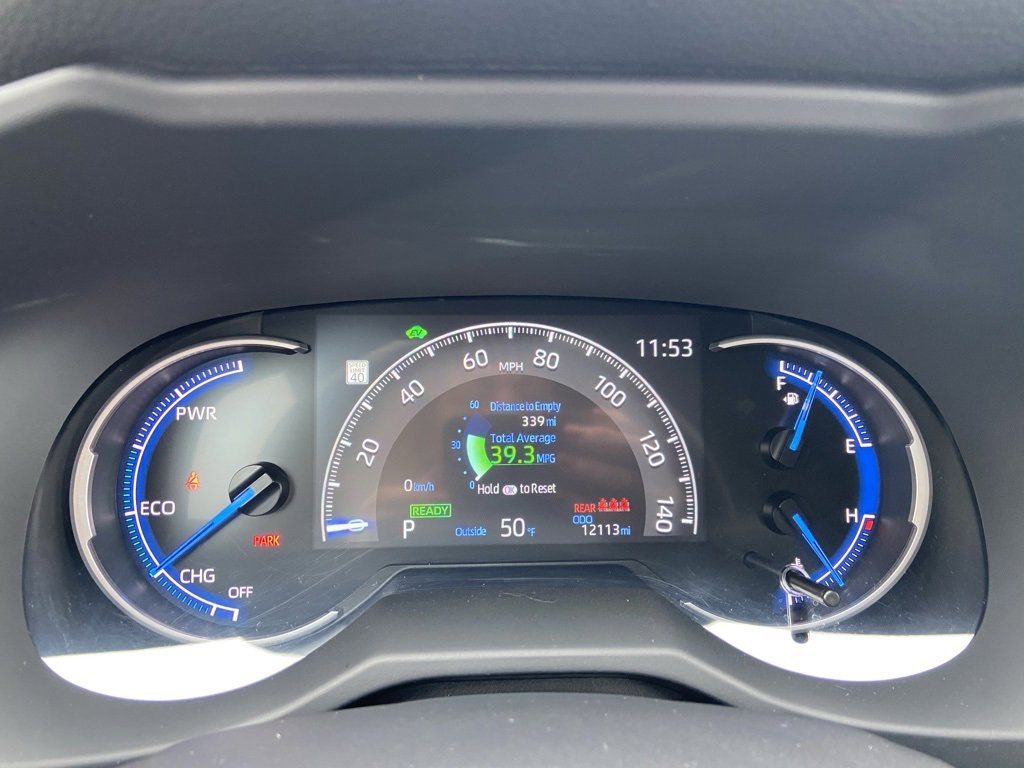 Used 2025 Toyota RAV4 LE image 11