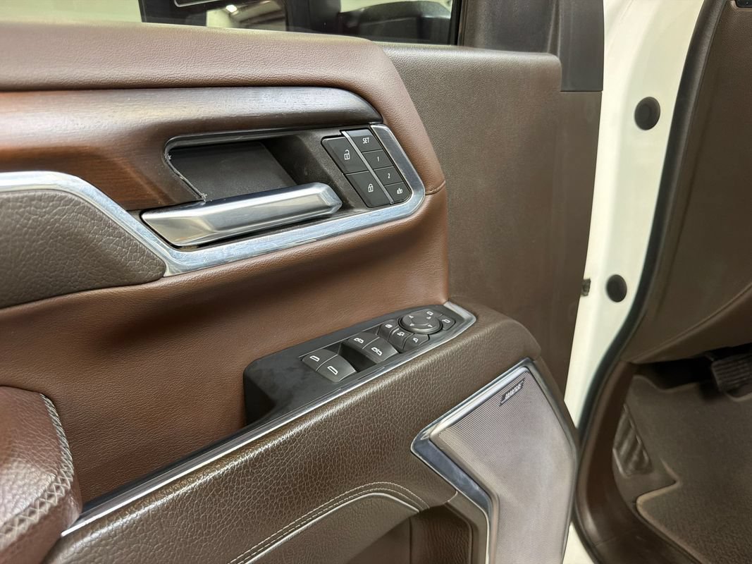 Used 2024 GMC Sierra 3500 Denali w/ Denali Reserve Package AWD/4WD image 34